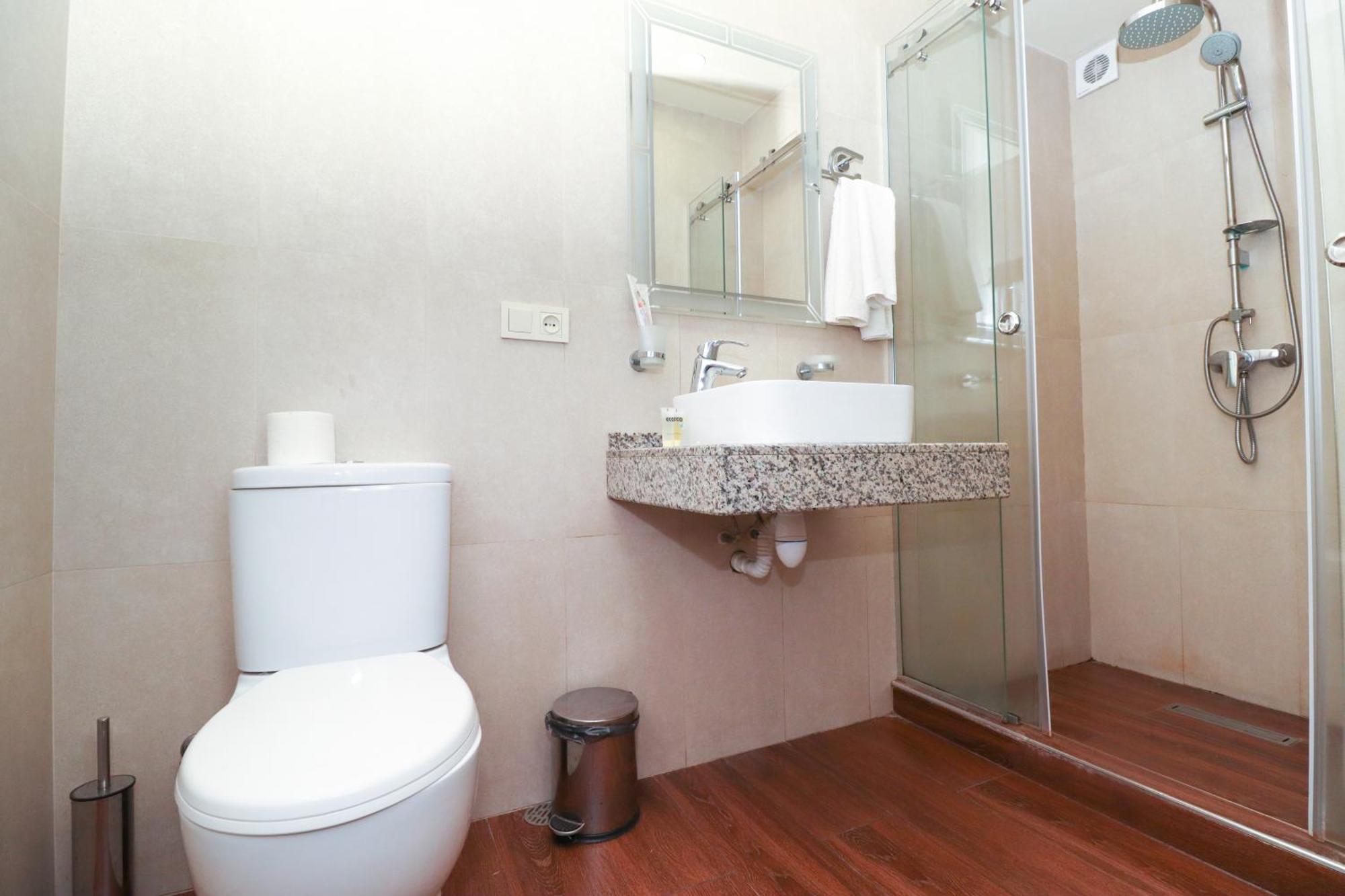 Mandarin Hotel Jereván Kültér fotó